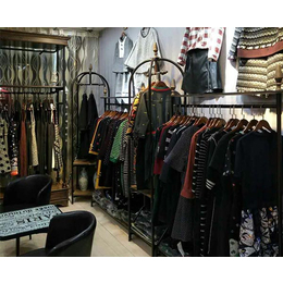 合肥服裝展示架選購指南 批發(fā)價(jià)格揭秘與昌泰商家推薦